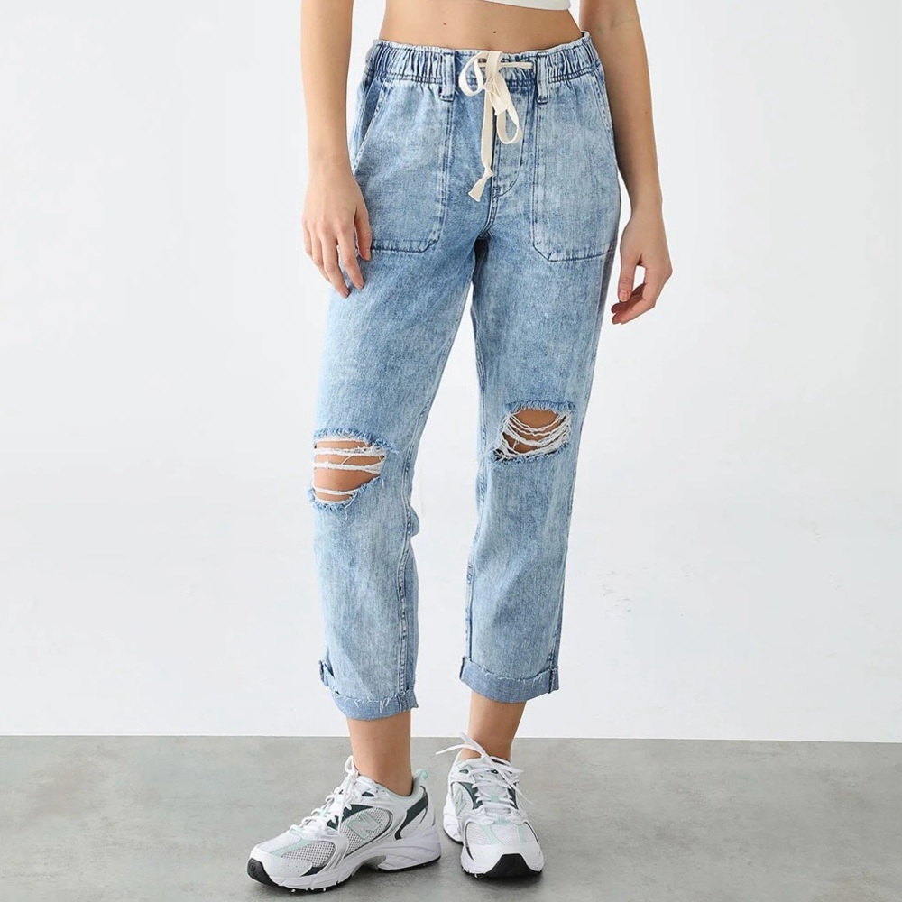 Gap High Rise Easy Denim Utility Jeans Women’s Size M Petite Distressed Pockets